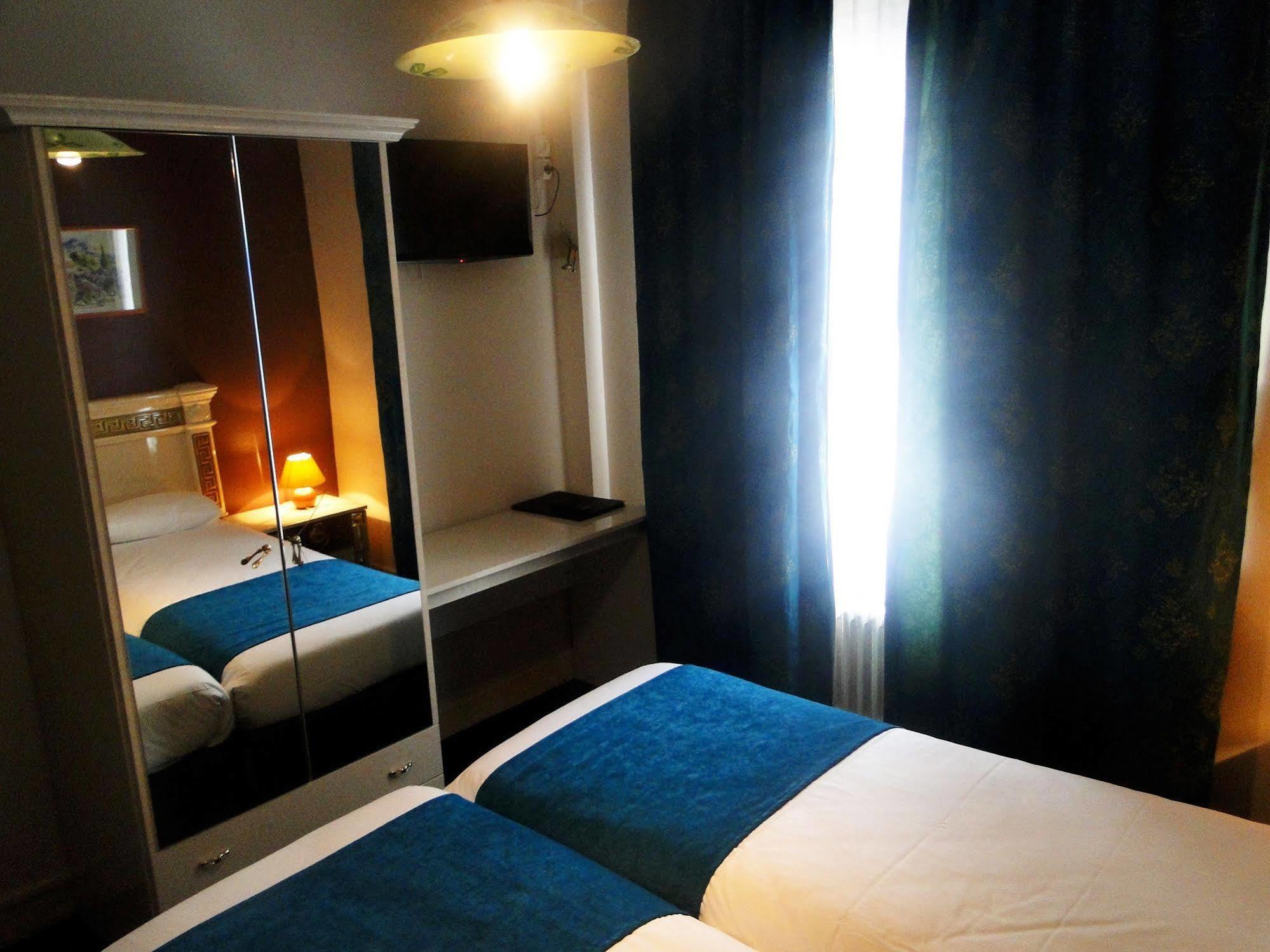 Paulette Centre Nouveau 3*